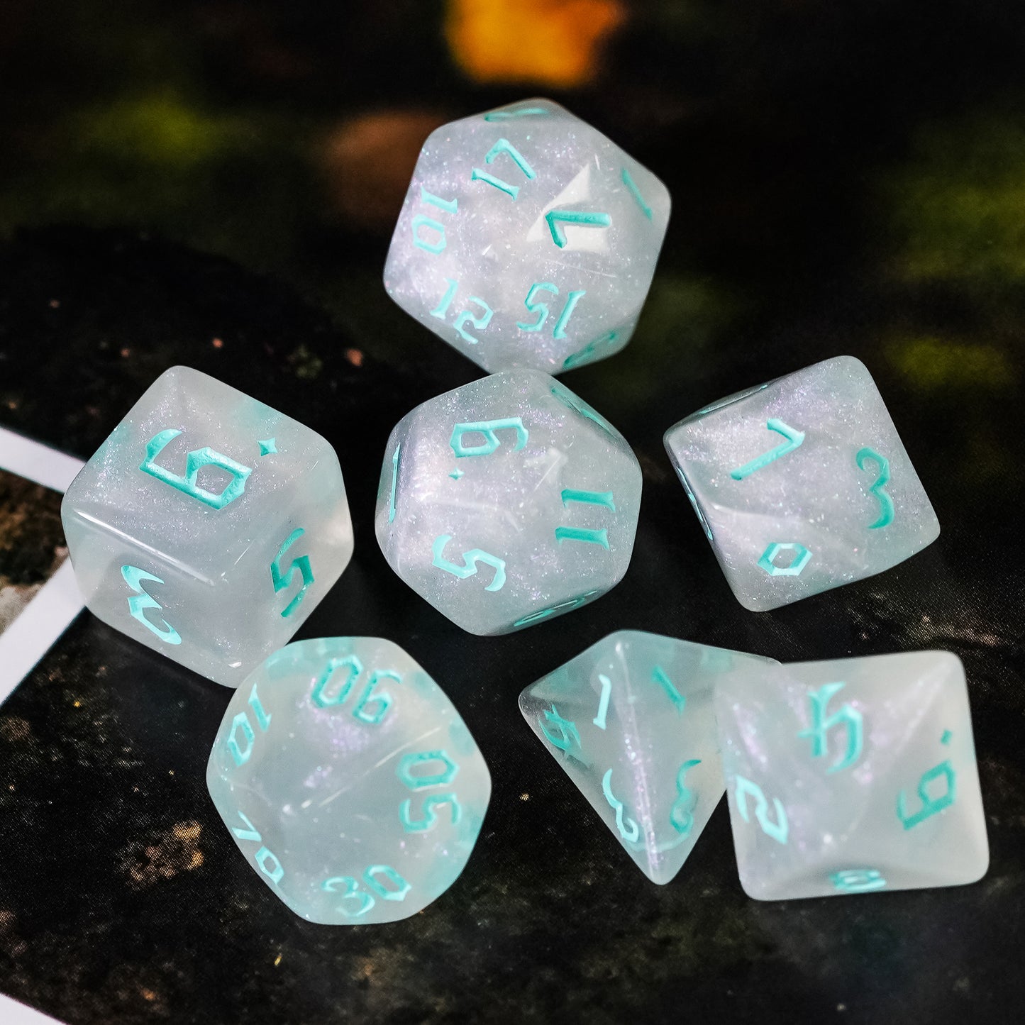Glitter Dice Set met Gekleurde Letters