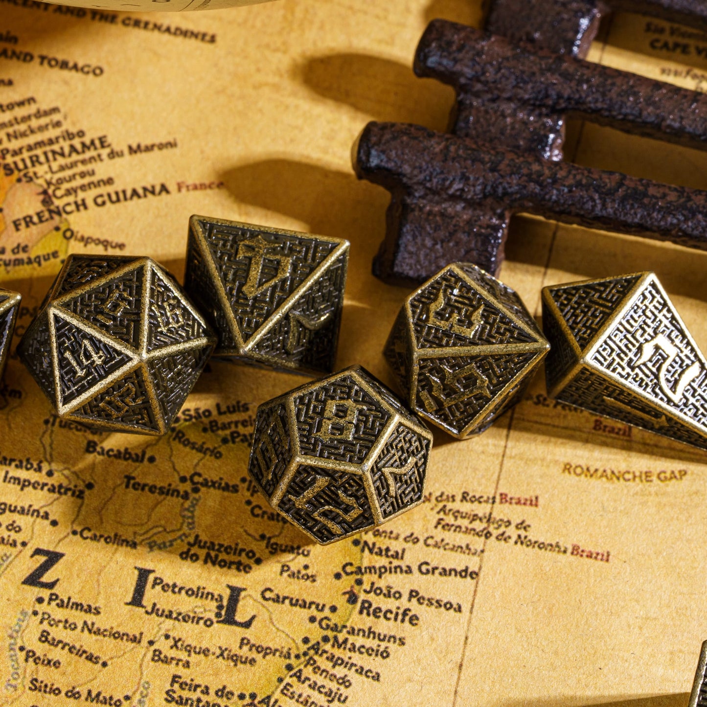 Maze Pattern Metal Dice Set