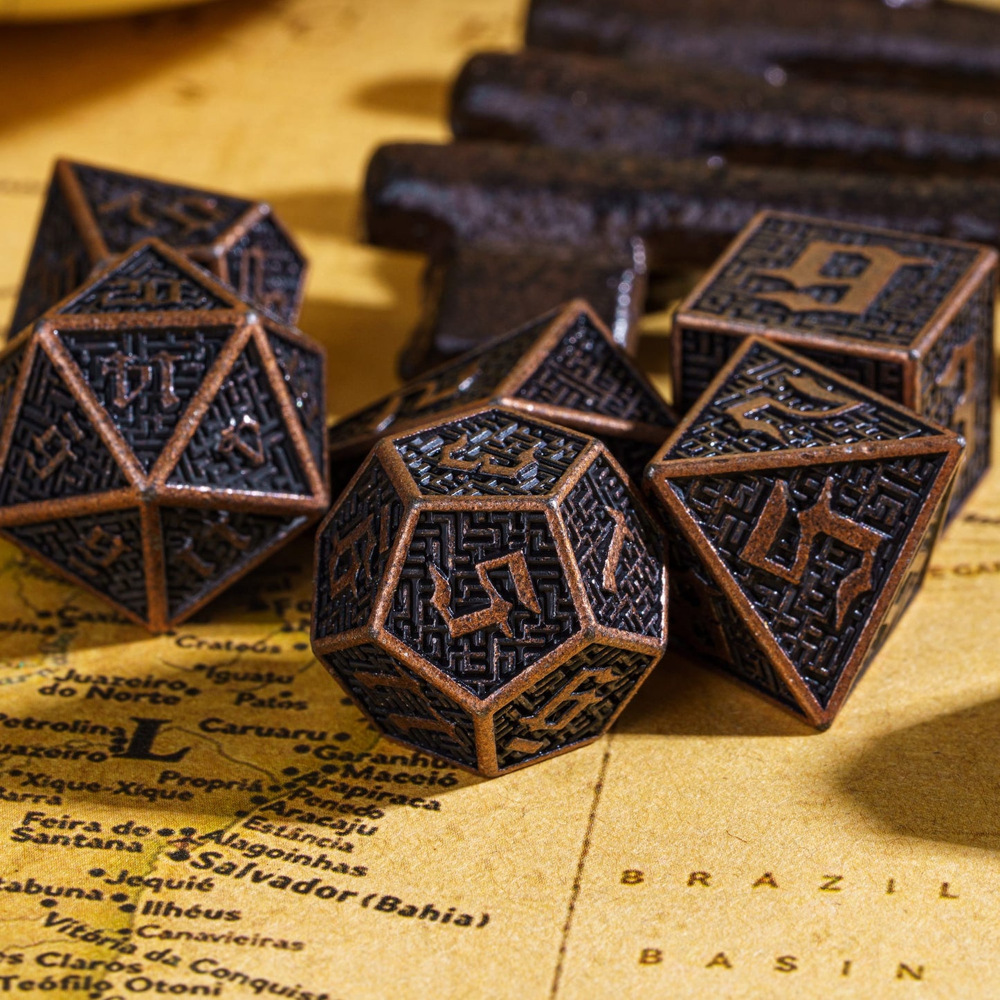 Maze Pattern Metal Dice Set