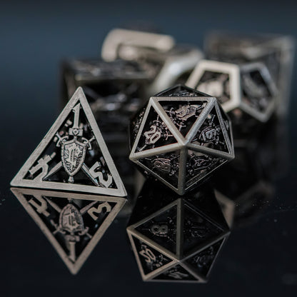 Genvi Metal Dice Retro Hollow Shield (Human Invincible)